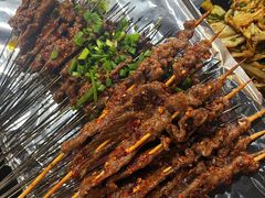 -北门胜利牛肉串·铁签酱爆烤肉