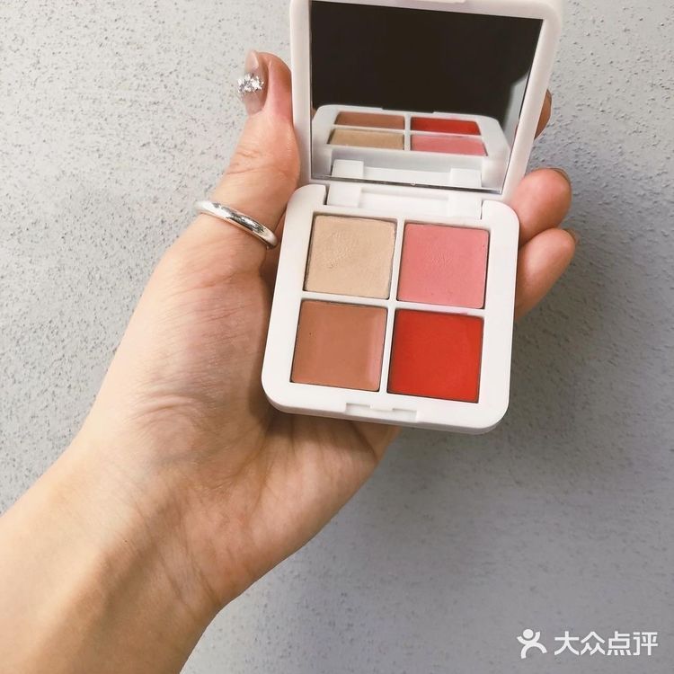 绝不会出错的粉色、柔亮玫瑰妆🥀