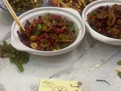 -江城燕子大排档(江汉路步行街店)