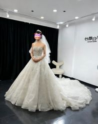 -予白婚纱礼服馆