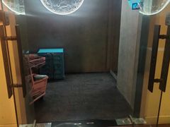 -Y&Y创意真人密室逃脱馆(人民广场步行街店)