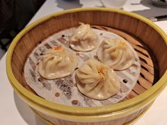 蟹黄小笼包-松鹤楼·非遗·苏帮菜(融科店)