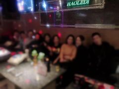 -好乐迪(张扬路八佰伴店)