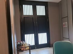 -忆江南·临江鱼馆