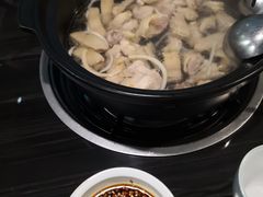 -东椰·海南椰子鸡火锅(朝阳门店)