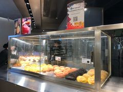 面包甜点陈列柜-LELECHA乐乐茶(美罗城店)