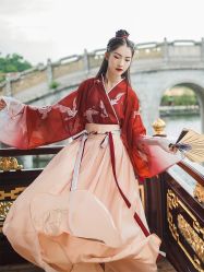 -巴黎新娘婚纱摄影·婚礼策划(嘉定总店)