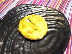 -香巴拉云南餐厅(华莱坞店)