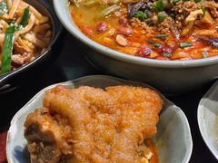 -粉家柳州螺蛳粉(杨宅路店)