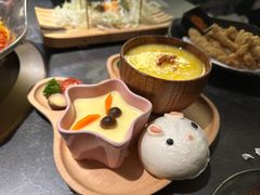 -湊湊火锅·茶憩(杭州湖滨银泰in77店)