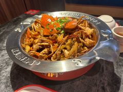 -胖哥俩肉蟹煲(长沙高铁吾悦广场店)