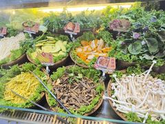 -魁牛·潮汕牛肉自助火锅(沈辽路万达店)