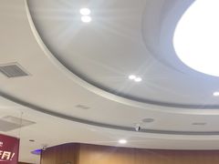 -雅悦齿科(顾村公园店)