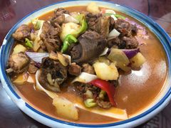 -撒拉人家.酸菜牦牛肉火锅