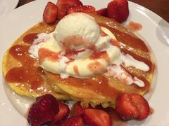 -Pancakes on the rocks(Darling Harbour)