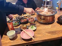 -鑫釜山海鲜烧烤(鑫丰国际店)