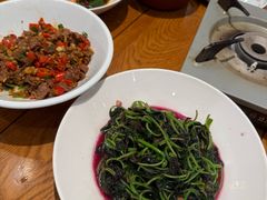 -黄泥岗·地道湖北菜(奥特莱斯店)