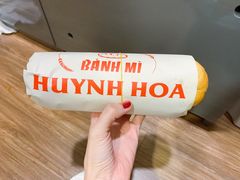 -Bánh Mì Huynh Hoa