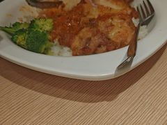 -佰搭果·广式茶餐厅(西华路店)