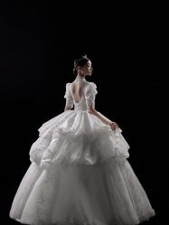 -至臻微拉婚纱摄影