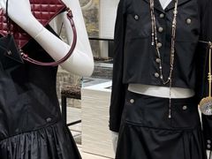 -CHANEL(恒隆广场店)