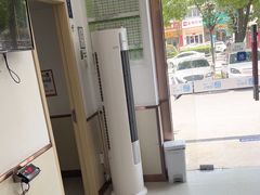-宠颐生宠物医院·心肾内科·猫专科诊疗中心宠巢店
