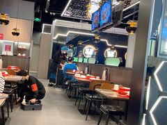 -胖哥俩肉蟹煲(湖滨银泰in77店)