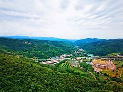 -铜川市金锁关石林