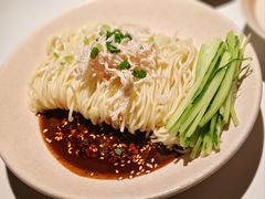 鸡丝凉面-麻六记(新天地店)