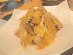 -头上红煨盐鸡·非遗院子餐厅