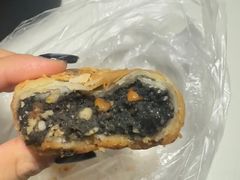 -白玉兰食品甜凤店(合生汇店)