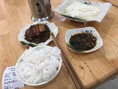 -丘艳豆花饭大排档(大坪店)