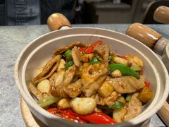 鱼腐啫肥肠-留半山·香港食堂(啦啦宝都店)