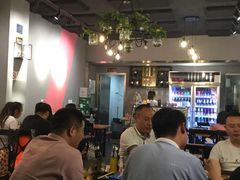 大堂-回·龙虾铺·盆盆蟹·烧烤大排档(回龙观店)