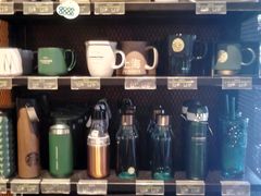 零售区-星巴克(湖州梅地亚广场店)