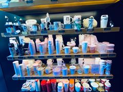 零售区-星巴克(花木plus乐坊店)