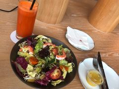 藜麦鲜虾牛油果沙拉-深圳中洲万豪酒店·咖啡廊