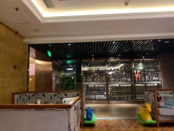 -鑫淼餐饮娱乐中心(江东街店)