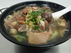 -阿芬卤面(花巷店)