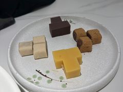 -羲和雅苑•北京烤鸭(国贸商城店)