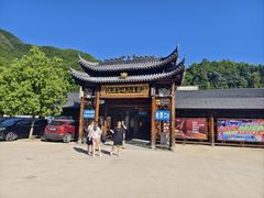 -安吉龙王山峡谷漂流