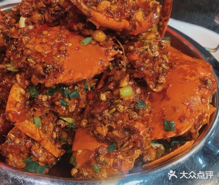 凤凰路何眼镜香辣蟹(花果园店)图片