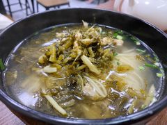 咸菜肉丝面-万寿斋(山阴路店)