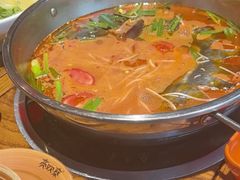 -快活林酸汤鱼鲜品火锅店(甲秀楼店)