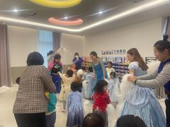 -红黄蓝成长中心(海淀上地店)