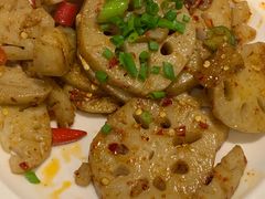 -范二妹独特烧烤夜宵城(宜宾总店)