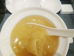 -半岛翡丽海鲜自助餐厅(观风亭店)