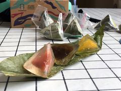 -星巴克(武汉江夏中百广场店)