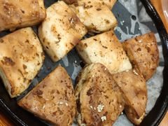 料理烤特色火烧-老东镇啤酒屋海鲜加工·蒸汽海鲜·海鲜烧烤(台东店)