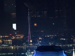 -广州柏悦酒店·悦吧·顶楼露天酒吧